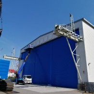 開口幅25m 開口高さ11m 中柱2本 可動式